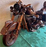 L - WOODEN MODEL MOTORCYCLE (D36)