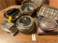 Wide range of cooking dishes, cake pans