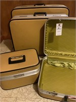 VTG Suitcases Travel Set