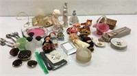 Assortment of Dolls & More K8C