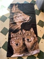 Wolf towel