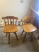 2 counter height barstools