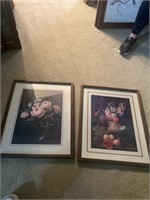 2 framed floral prints