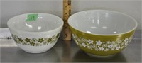 Pyrex Spring Blossom #402 & #403 bowls