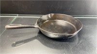 GSW Made In Canada 10" Cast Iron Frying Pan