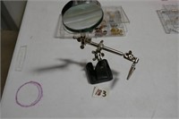 Magnifier & Holding Clip