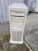 GATEWAY 2000 P4D-66 Computer