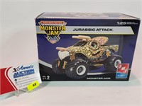 AMT Ertl Monster Jam Jurassic Attack Model Kit