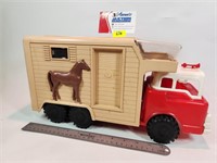 Vintage Andy Gard Plastic Horse Truck