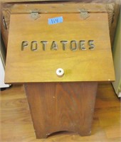 Potatoes wood bin