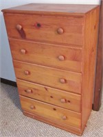 5 drawer dresser, knotty pine