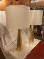 NEW!! Set of 2 Beautiful Lamps