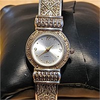 Silver etched Quartz untested vintage watch