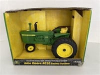 John Deere 4010, Ertl, 1/16 Scale