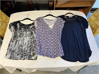3 Like New Size Small Women's Apparel