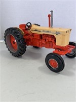 Case 800 Diesel. Case-O-Matic Tractor
