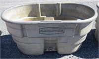 Rubbermaid 100 Gal. Water Tank