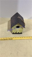 Wood bird house w/ tin roof