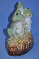 Lg pottery Welcome "Frogs"