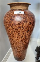 DECORATIVE TERRACOTTA VASE WITH GRASS WOVEN TOP