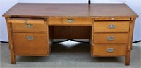 Antique Solid Oak Desk w Pull Out Trays