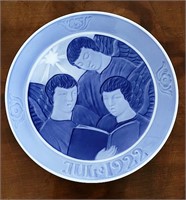 Royal Copenhagen Year Plate 1922