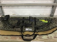 PSE COMPOUND LEFT HANDED BOW IN CAMO SOFT CASE