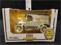 1913 Model T Bank Die Cast (Plastic Opened)