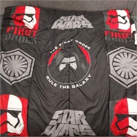 Twin size Star Wars comforter and sheets set