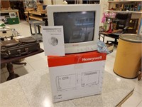New in Box Honeywell CRT 14" Color Monitor