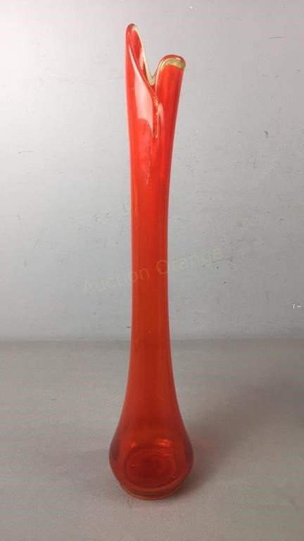 Special Mid Century And Decorative Art Glass Auction