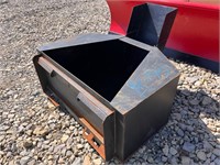 Skid Steer Concrete/Gravel Placement Bucket