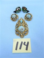 Vintage Florenza Pendant & Earring Set in As Is