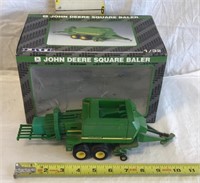 Ertl John Deere Square Baler
