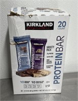 NEW! Protein Bars Damaged 20ct. exp. 06.11.23