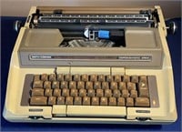 Vintage Smith-Corona Coronamatic 2500 Typewriter
