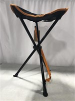 DEERFAMY CAMPING STOOL SIZE 20IN