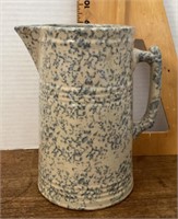 Pottery spongeware pitcher