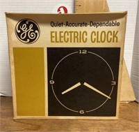 NEW old stock GE electric teapot clock