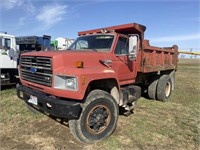 Ford Dump Truck F800 Diesel -7.9