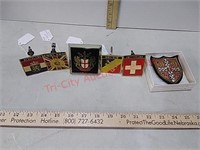 (5) metal plates, (1) crest patch pin