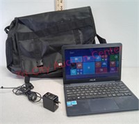 Asus laptop with charger and computer bag