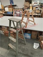 >Wood step stool and ladder