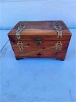 Cedar Jewelry Box