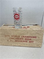 1975 world champion Reds eight piece beverage set