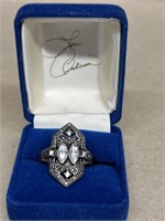 Loni Anderson ring size 10