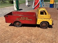 Original Wyn-Toy Delivery Service Truck