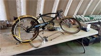 Vintage Kent, international bicycle missing parts