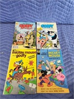 4 vintage Walt Disney Goofy comic books