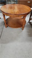 VERY NICE ROUND END / COFFEE TABLE